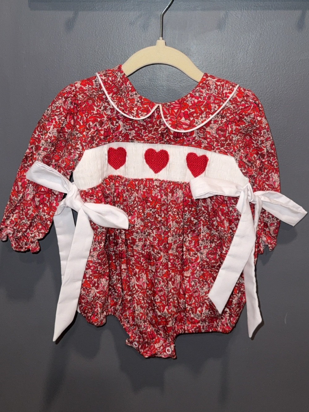 Pleats & Stitches Red Heart Smocked w Bows Baby Girl Long Sleeve Bubble 18M